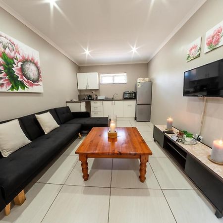 Faraway Lodge Westville Bagian luar foto
